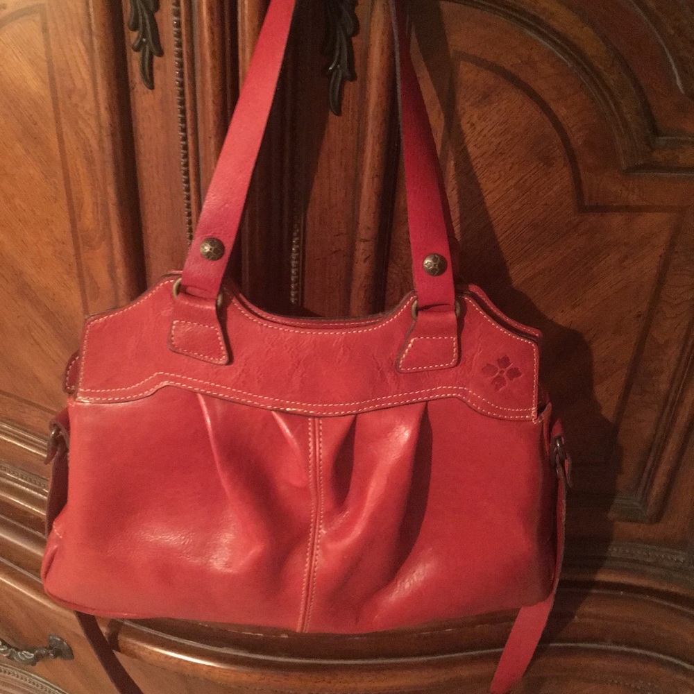 Patricia Nash Red leather shoulder bag 14/x11”